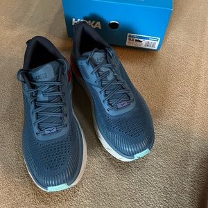 Hoka bondi mens size 9.5 blue